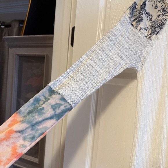 Ladies M - Picture 2 of 3